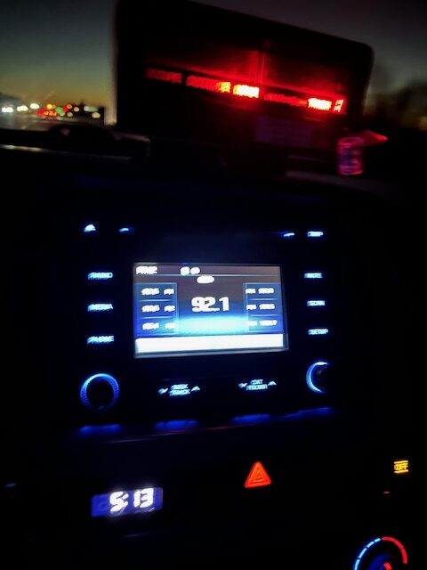 laval-taxi-media-center.jpg Media center inside a Laval taxi, with a taximeter perched on top.